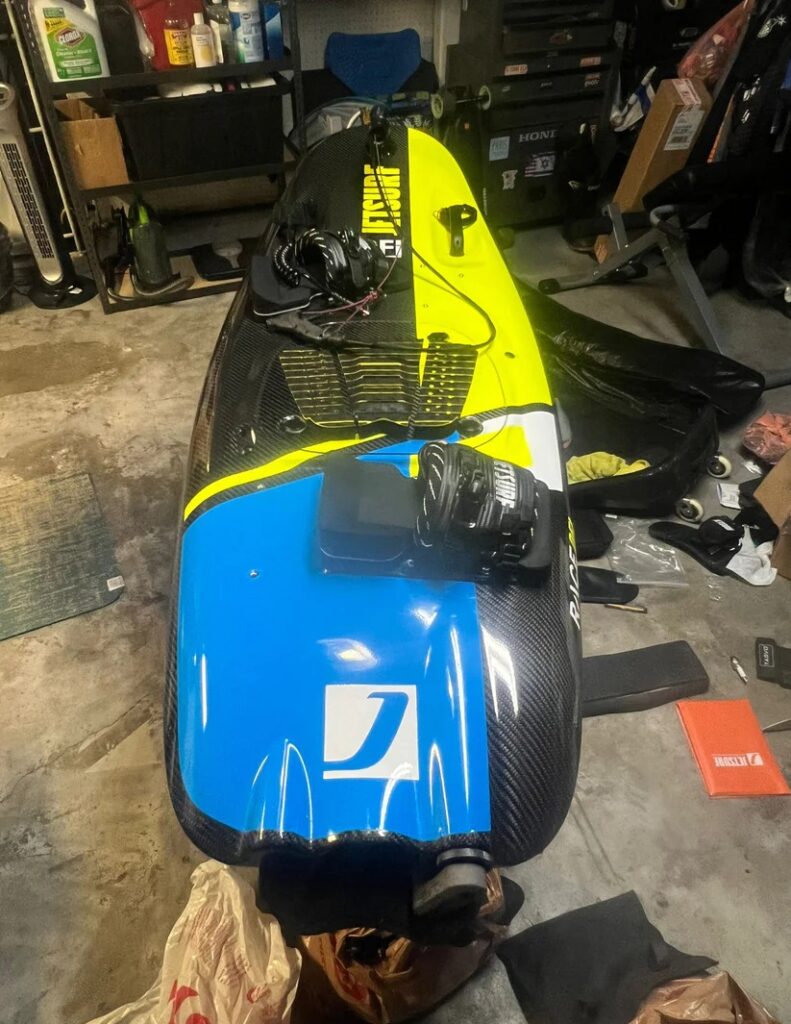 2022 Jetsurf Race DFI Modello blu giallo